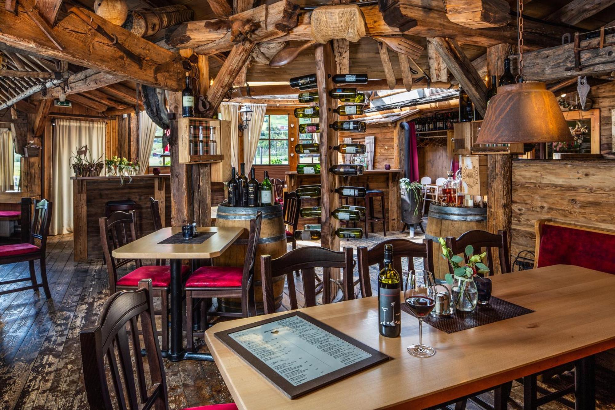AlpenParks Montana Apartments Matrei in Osttirol Bagian luar foto