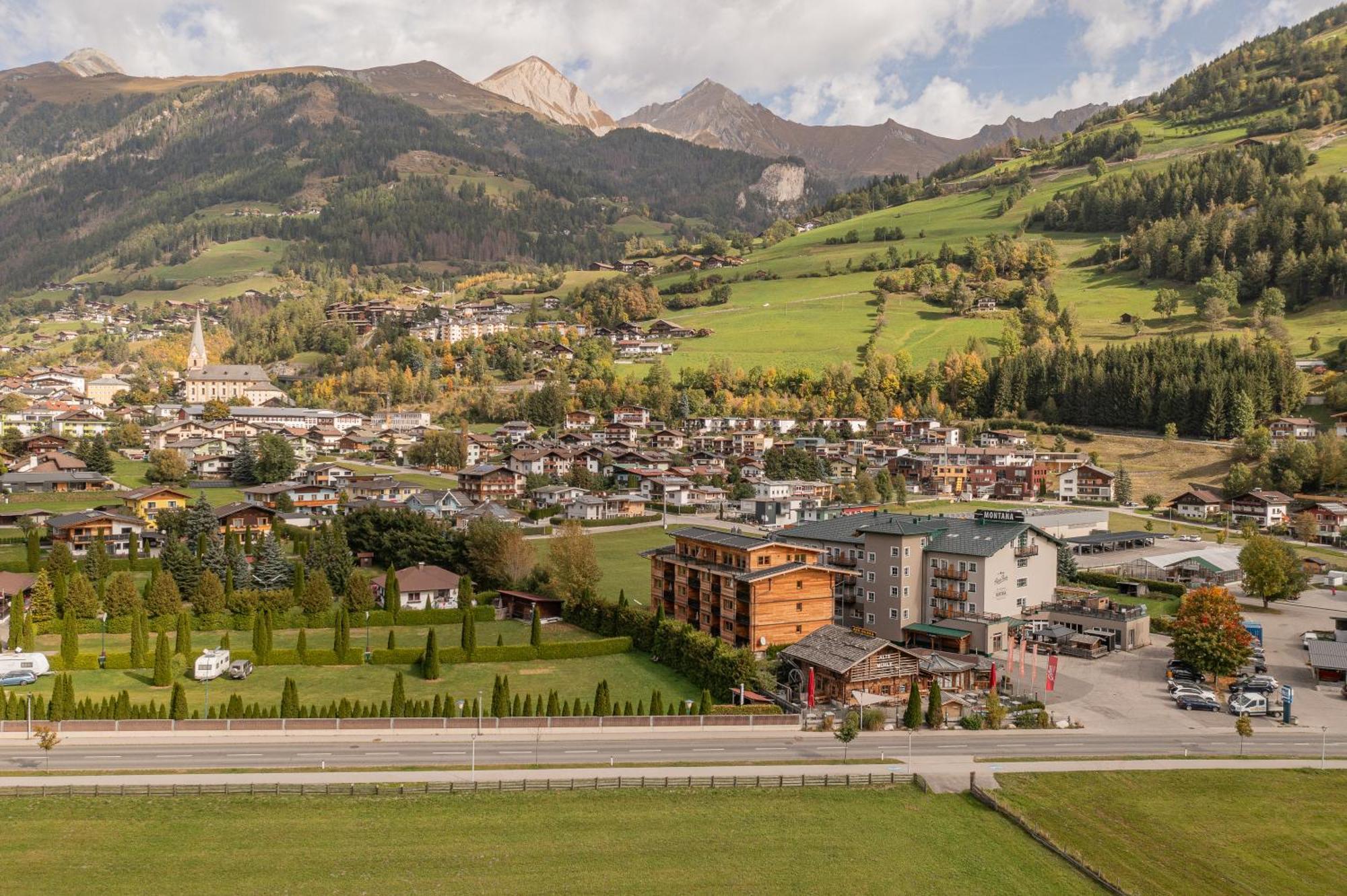 AlpenParks Montana Apartments Matrei in Osttirol Bagian luar foto