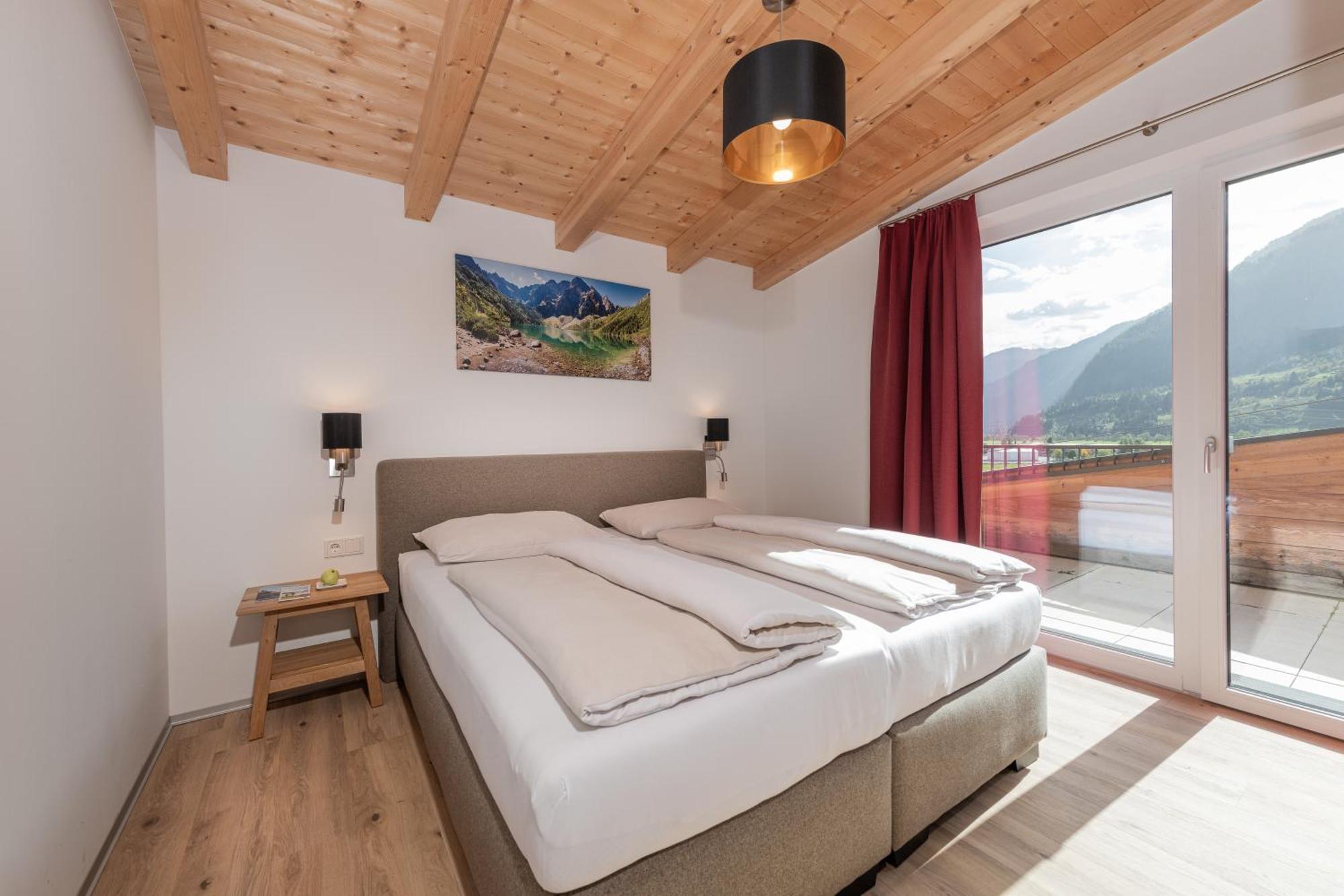 AlpenParks Montana Apartments Matrei in Osttirol Bagian luar foto