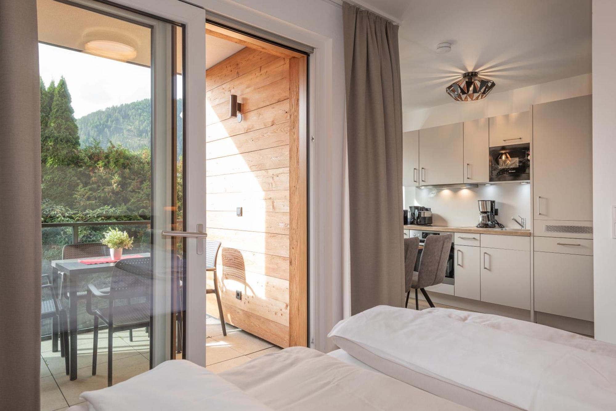 AlpenParks Montana Apartments Matrei in Osttirol Ruang foto